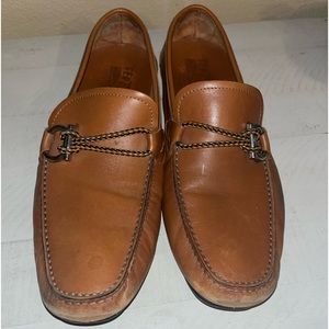 Salvatorre Ferragamo size 9 Dress shoes